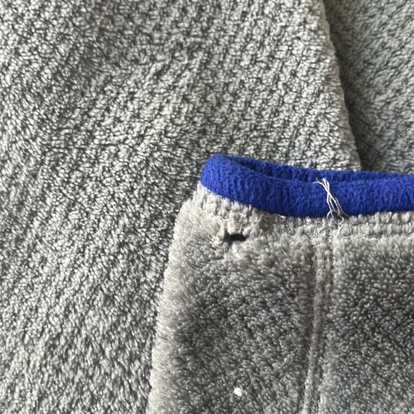 Patagonia Women’s Quarter button fleece Size small - Picture 4 of 4